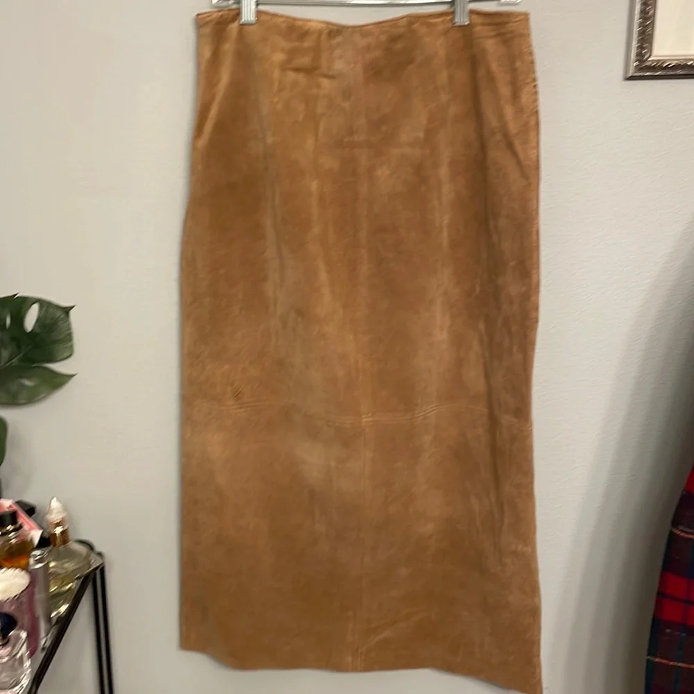 EUC Alfani Tan/Brown Midi Suede Skirt size 12 - Picture 3 of 4